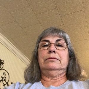 Meet your Posher, Jeannine